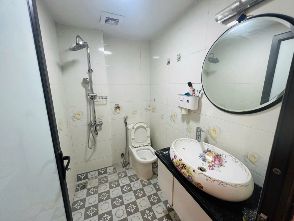 Bán Gấp Nhà 5 Tầng Phúc Lợi, Full Nội Thất, Ngõ Thông, Ô Tô Đỗ Cửa- Giảm Chào 200Tr Còn 5.95Tr