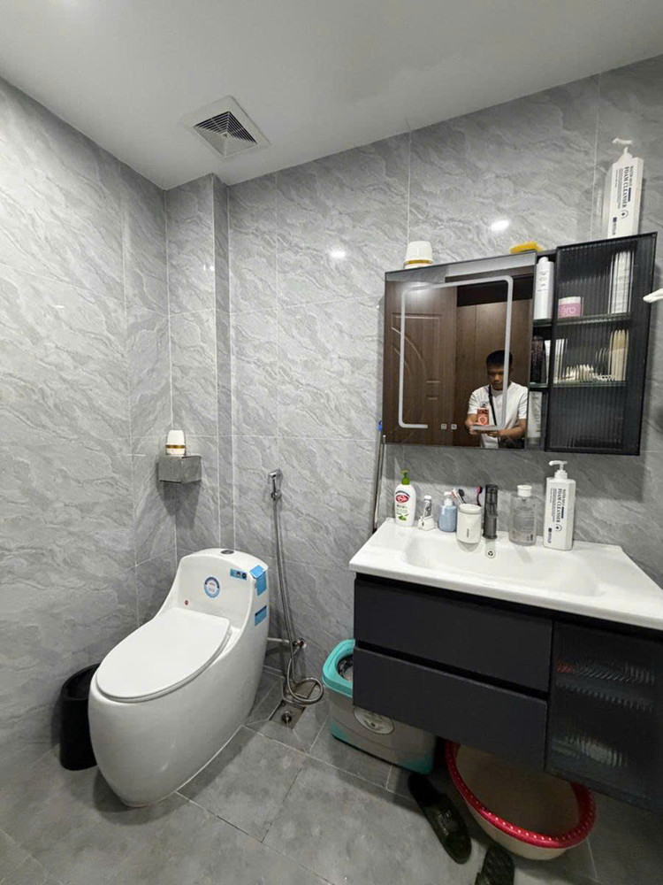 Bán Nhà Hoa Lâm 64M 6 Tầng Thang Máy Ngay Sau Go Long Biên Giá 18 Tỷ