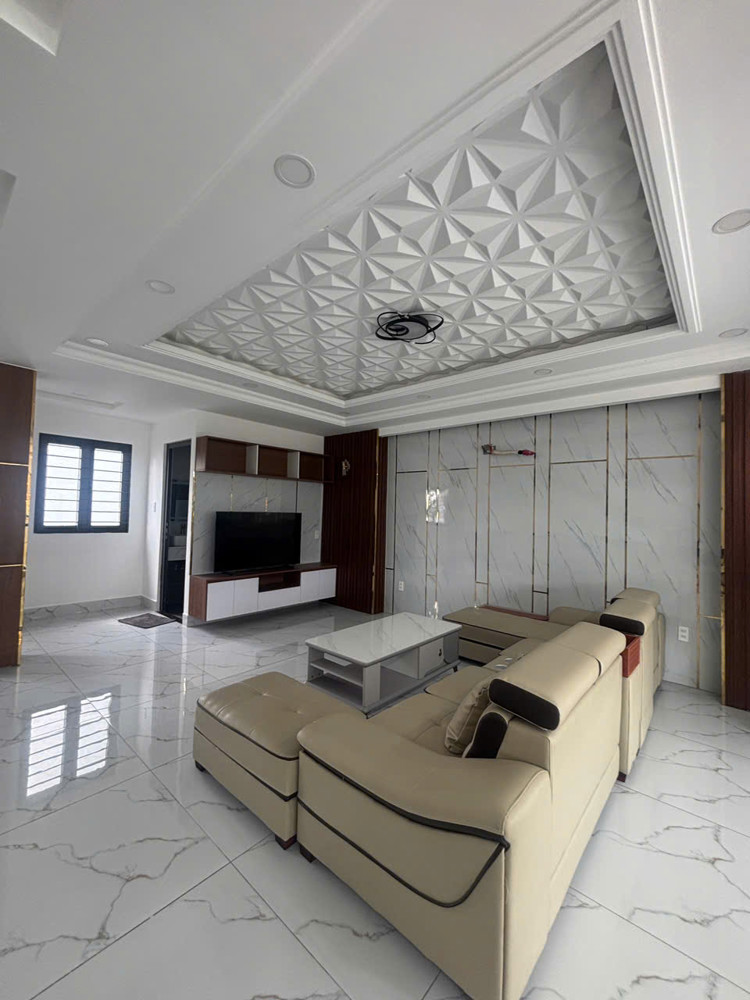 Nhà Mời Mt Nguyễn Văn Tạo Nhà Bè Ngang Khủng (7X14) 5 Tầng - 4Pn - 9,1 Tỷ . Sổ Hồng Riêng Hoàn