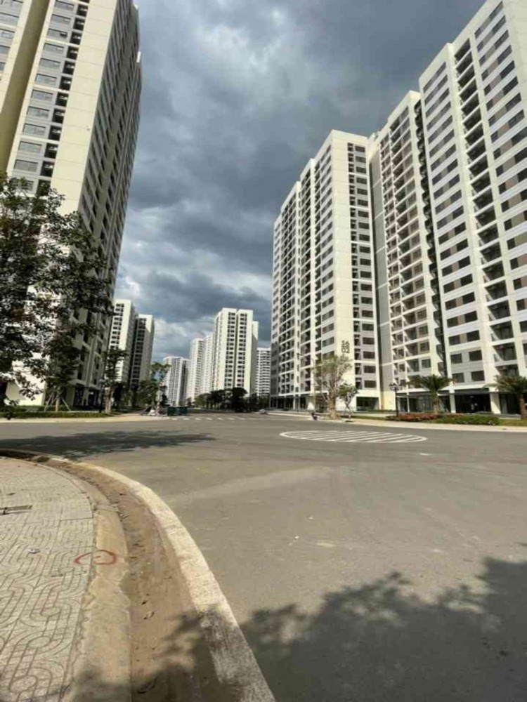 O2384* Căn Hộ Vinhomes Q9 Tầng Cực Đẹp