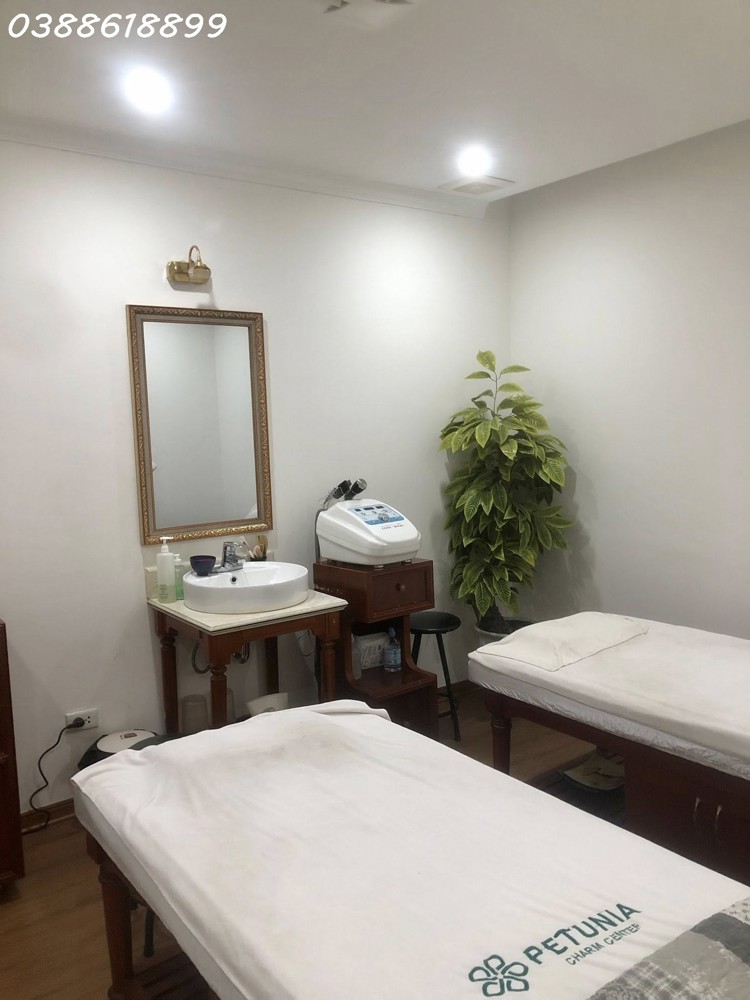 Siêu Phẩm Mặt Phố Ngụy Như Kon Tum - Building 7 Tầng Thang Máy - Dt 450 Tr/tháng