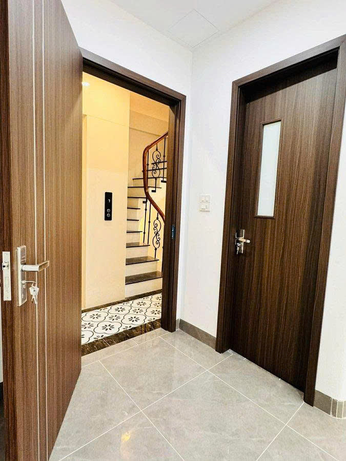 Đi Xem Nhà Quanh Ngoại Giao Đoàn Dạo Này Mới Thấy Khó Thật
