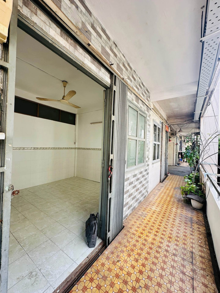 K2388* Căn Hộ Quận 11 Ngay Chợ Hoa Đầm Sen