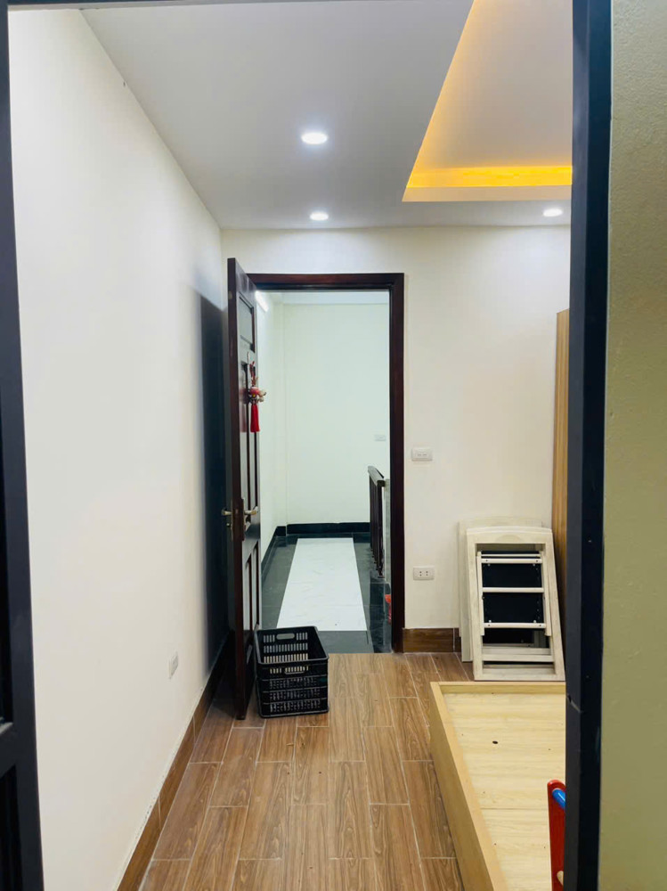 Chỉ Duy Nhất 1 Căn Giáp Nhị Hoàng Mai 35M 6 Tầng – Full Nội Thất Ở Ngay - Ô Tô Đỗ Cửa - 9.8Tỷ Lh