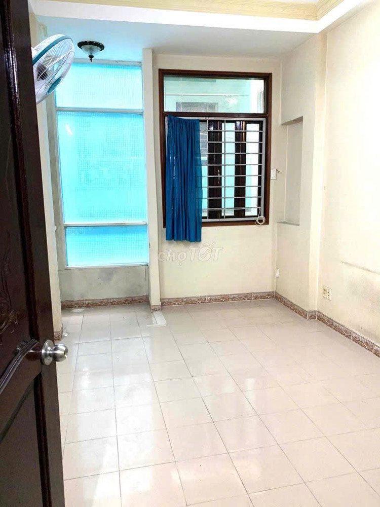 Cho Thuê Nr 3Pn, 3Wc Tại Võ Văn Kiệt, 12 Triệu, 128M2, Q5, Hcm Hàng Hot Vào Ở Ngay