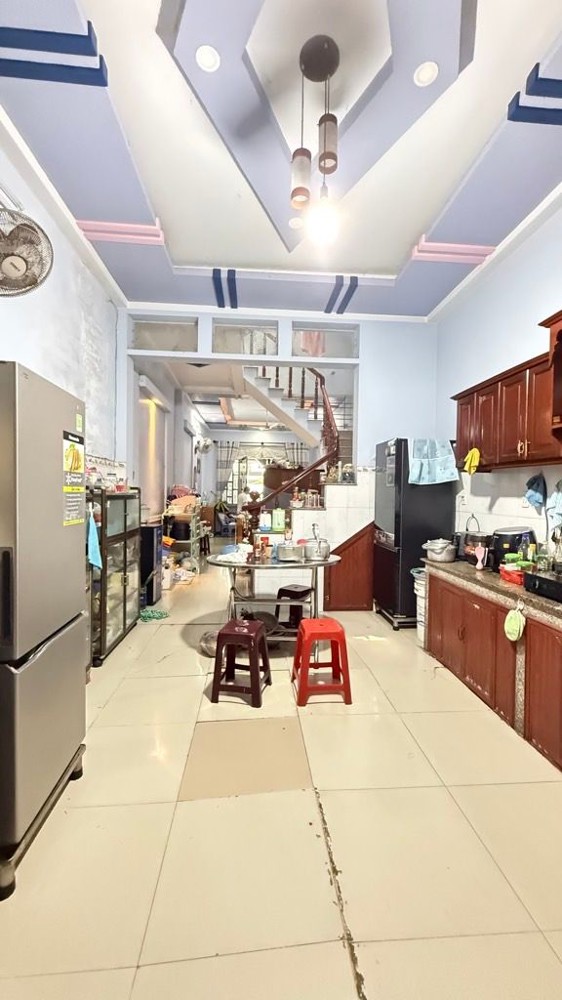 Bán Nhà Q.12 Huỳnh Thị Hai - 108M² - 7Pn 3 Tầng. Sổ Hồng. Giá 5.2 Tỷ.hxh
