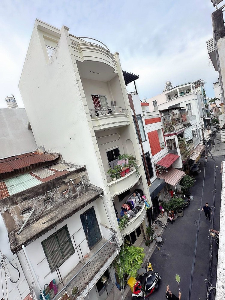 Nhà Đường Chấn Hưng Quận Tân Bình Phường 6 Cũ