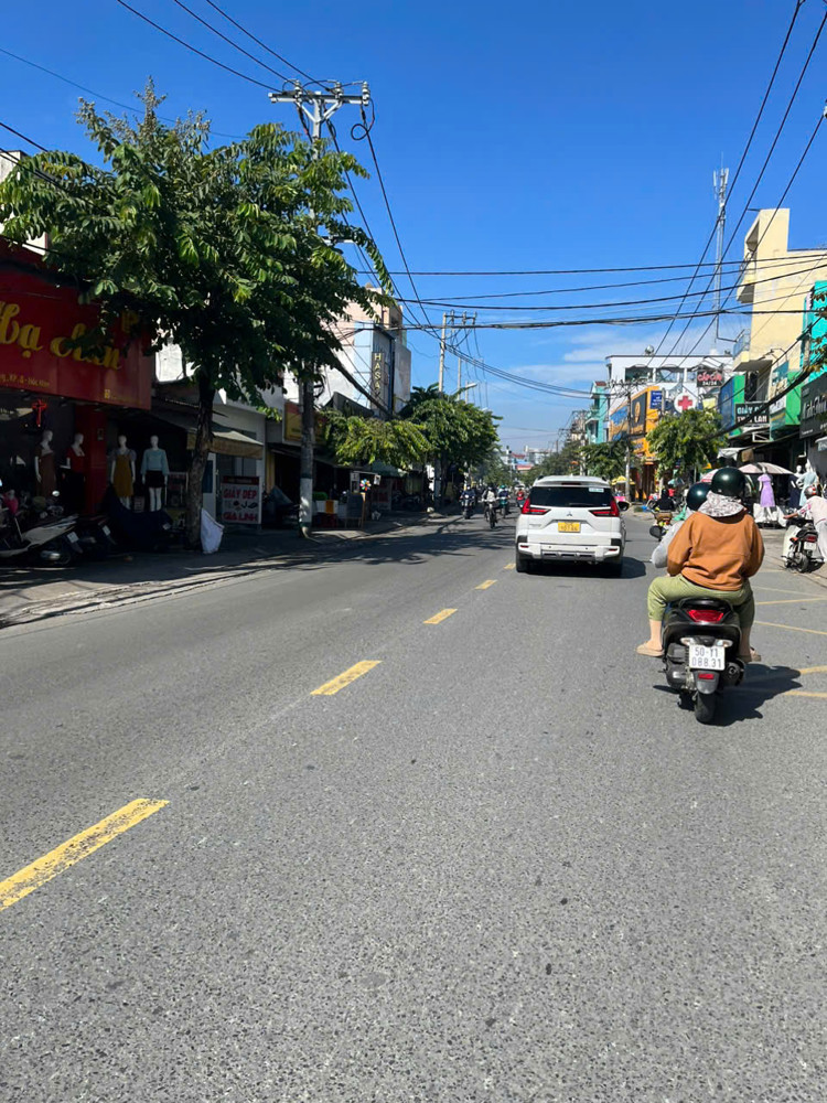 Siêu Phẩm Góc 2 Mặt Tiền Tô Ký – Ngã Ba Bầu Kinh Doanh Cực Đỉnh