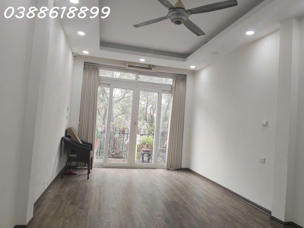 Bán Nhanh Mặt Phố Vạn Phúc - Ba Đình - Kinh Doanh Sầm Uất - 55M2- Chỉ 32,5 Tỷ