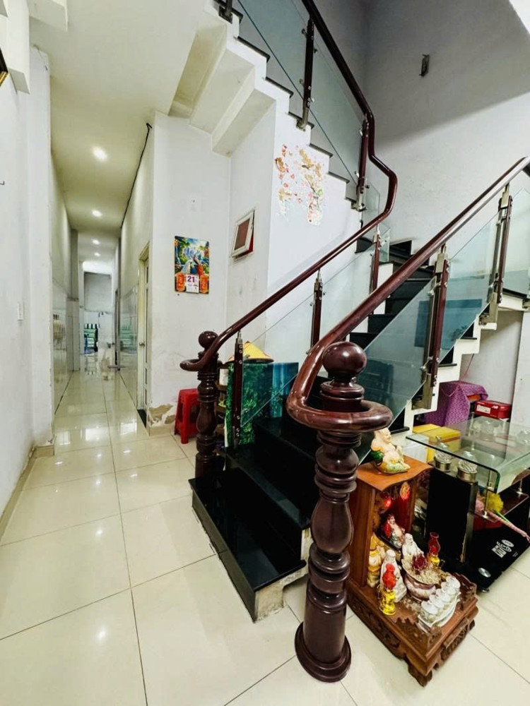 Bán Nhà Mặt Tiền Nguyễn Hữu Tiến - Giao Lê Trọng Tấn, 4X28m, 3 Tầng - 4 Pn, 1 Chủ, 14,9 Tỷ