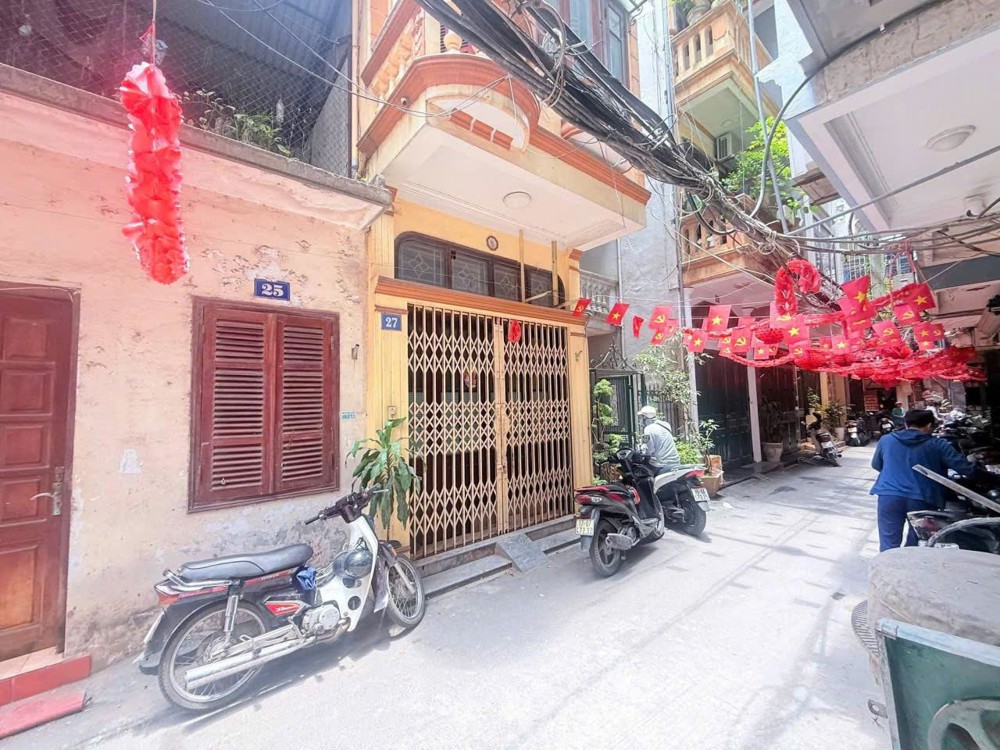 Bán Nhà Phân Lô Quân Đội – Ngõ Thông Tứ Tung – Ô Tô Đỗ Cửa – Sát Hồ Tây – Khu Dân Trí Cao