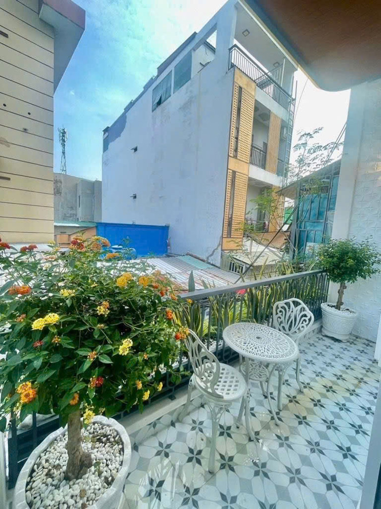 Bán Nhà Huỳnh Tấn Phát Tân Mỹ Q7ngang 4.6 X 9 Xây Đúc Mới Chỉ 4 Đ