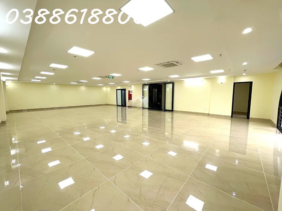 Hạ Chào 15 Tỷ Bán Nhanh Building Mp Hoàng Văn Thái - Mặt Tiền12m - Dt 300 Tr/th