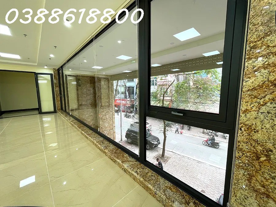 Hạ Chào 15 Tỷ Bán Nhanh Building Mp Hoàng Văn Thái - Mặt Tiền12m - Dt 300 Tr/th
