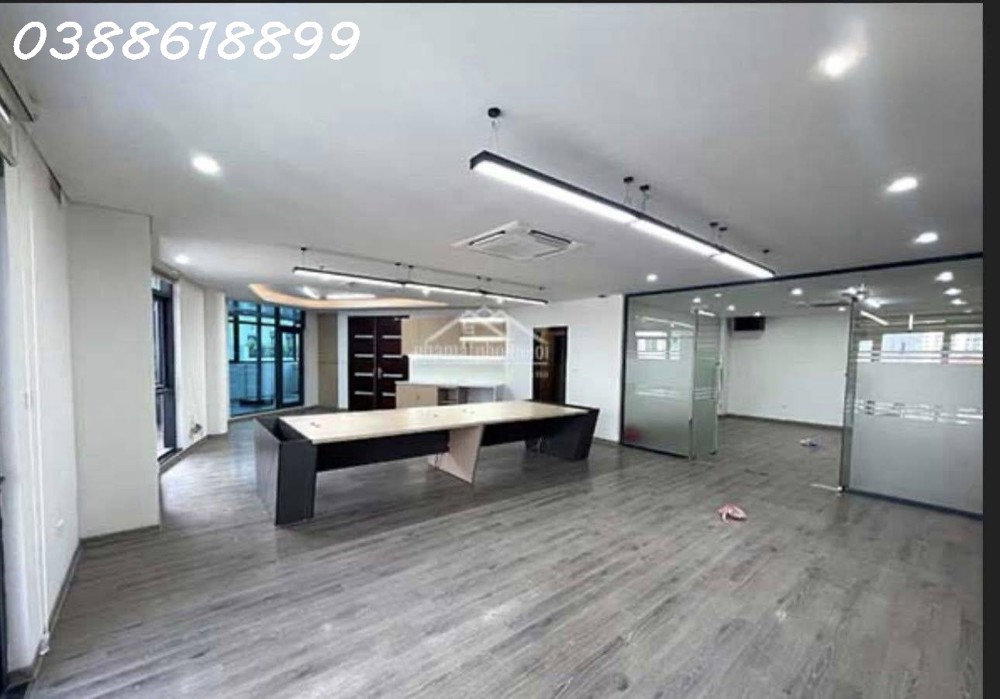 Toà Building Trần Thái Tông - Lô Góc - 200M2 - Mặt Tiền 40M - Dt 200 Tr/th