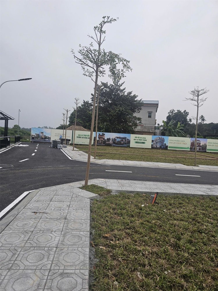 Hiếm View Hồ Đồng Trạng 100M Nhỉnh 3Tỷ Đường 2 Ôtô Vòng Quanh Gần Đh Fpt, Đhqg Hn Ql21