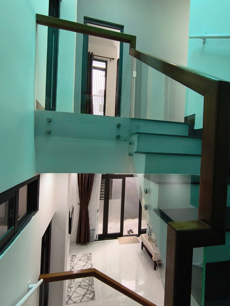 ► Nhà Kiệt Phạm Văn Nghị, Gần Hoàn Mỹ, 40M2, 2 Tầng Đúc, 3Pn, Ở Ngay, 3.X Tỷ
