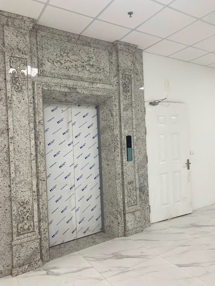 Cho Thuê Nhà, Lạc Long Quân, Võ Chí Công, Thang Máy, 331M2x 4T -61 Tr