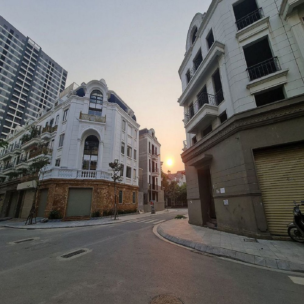 Bán Shophouse Trâu Quỳ Gia Lâm, Hà Nội 81M2 Mt 5M, Đường 20M. Lh 0989894845