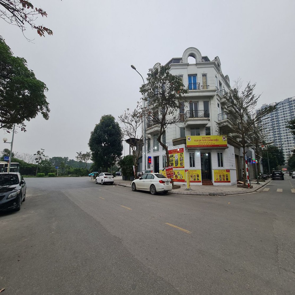 Bán Shophouse Trâu Quỳ Gia Lâm, Hà Nội 81M2 Mt 5M, Đường 20M. Lh 0989894845