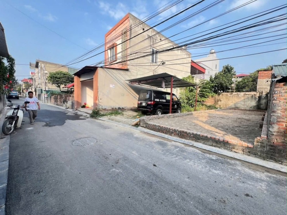 Bán Đất Trục Chính Lương Quy , Thư Lâm , Hà Nội. 74M2 Giá 71Tr/m2 Lh 0356118296