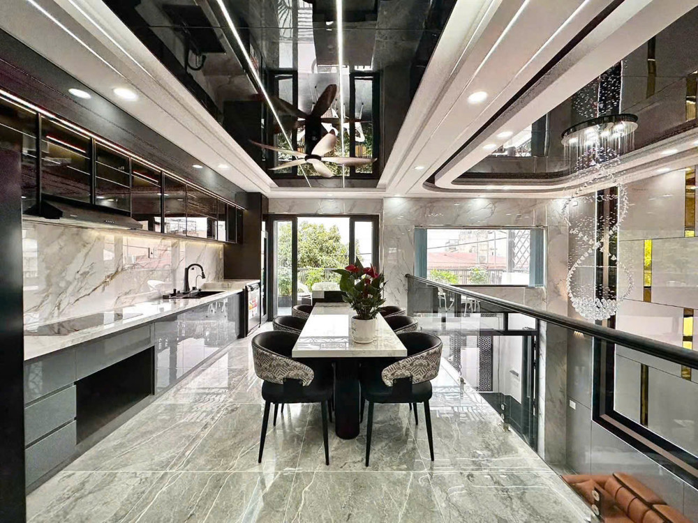 Biệt Thự Mini Có Thang Máy – Sát Mặt Tiền Trường Chinh, Giá Chỉ Hơn 9 Tỷ