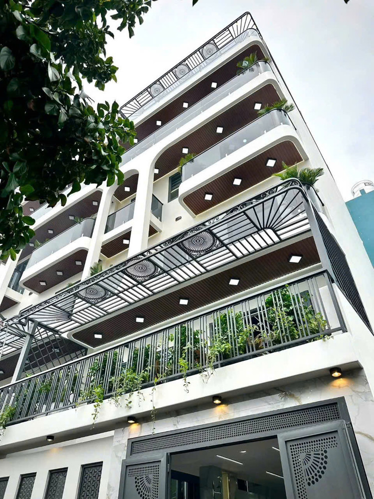 Biệt Thự Mini Có Thang Máy – Sát Mặt Tiền Trường Chinh, Giá Chỉ Hơn 9 Tỷ