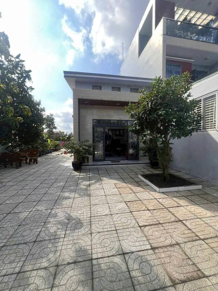 Hàng Hiếm Hóc Môn – Nhà Vườn 400M² Mt Tân Thới Nhì, Sẵn 2 Căn Nhà Kiên Cố!