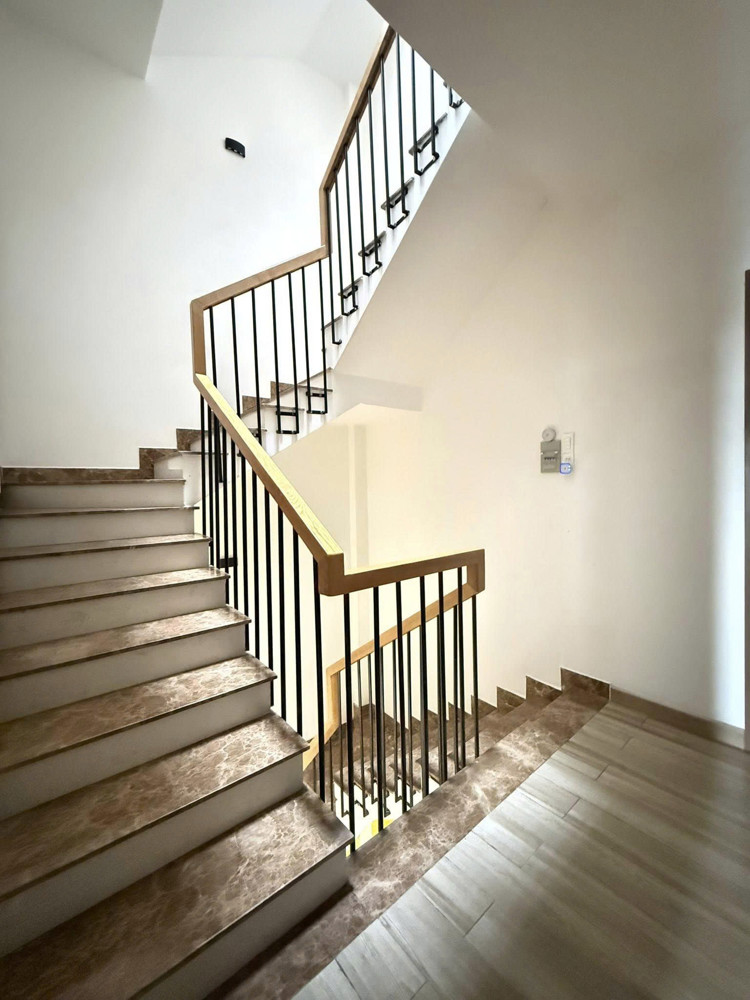 Bán Nhà Mặt Tiền Trường Sa - Gần Lê Văn Sỹ, 5X15m, 5 Tầng - 6 Pn, Cho Thuê 40Tr, Chỉ 13,5 Tỷ