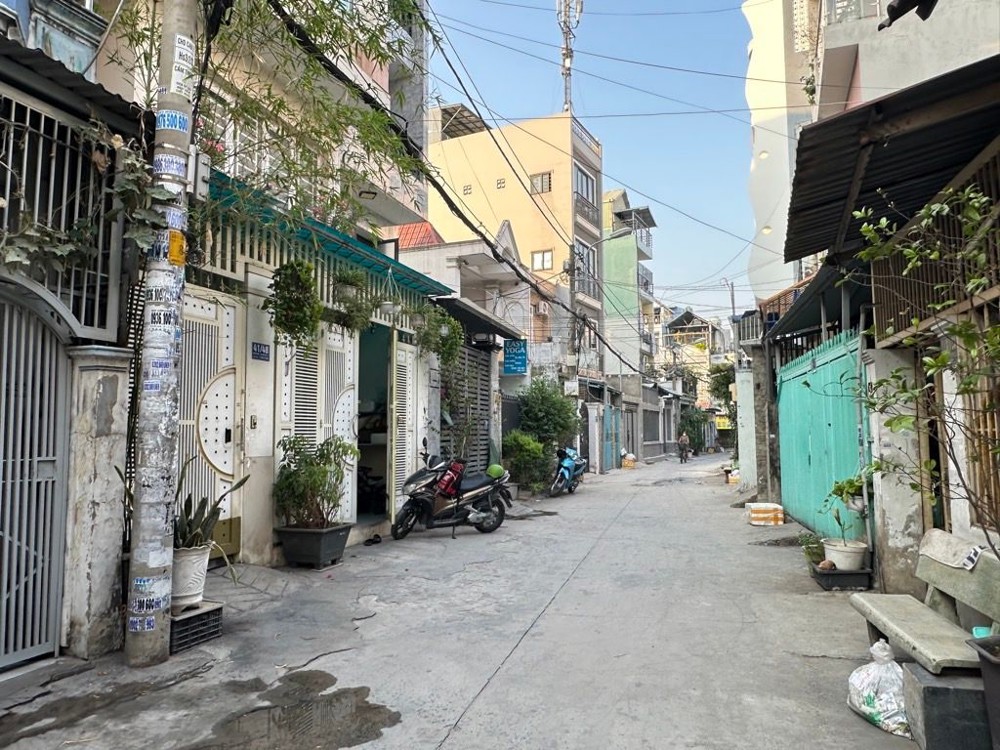 Bán Nhà Đông Hưng Thuận 17, Q.12. Dt 196M2, 8Pn, Sổ Hồng. Giá 12 Tỷ