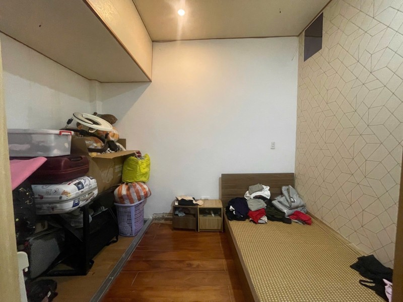 ► Nhà Kiệt Núi Thành Gần Trưng Nữ Vương, 40M2, 2 Tầng Đẹp, Ở Ngay, 3.2 Tỷ