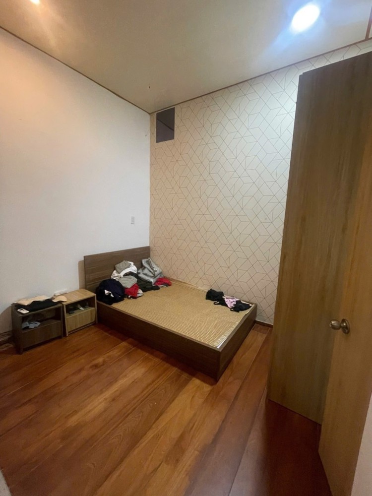 ► Nhà Kiệt Núi Thành Gần Trưng Nữ Vương, 40M2, 2 Tầng Đẹp, Ở Ngay, 3.2 Tỷ