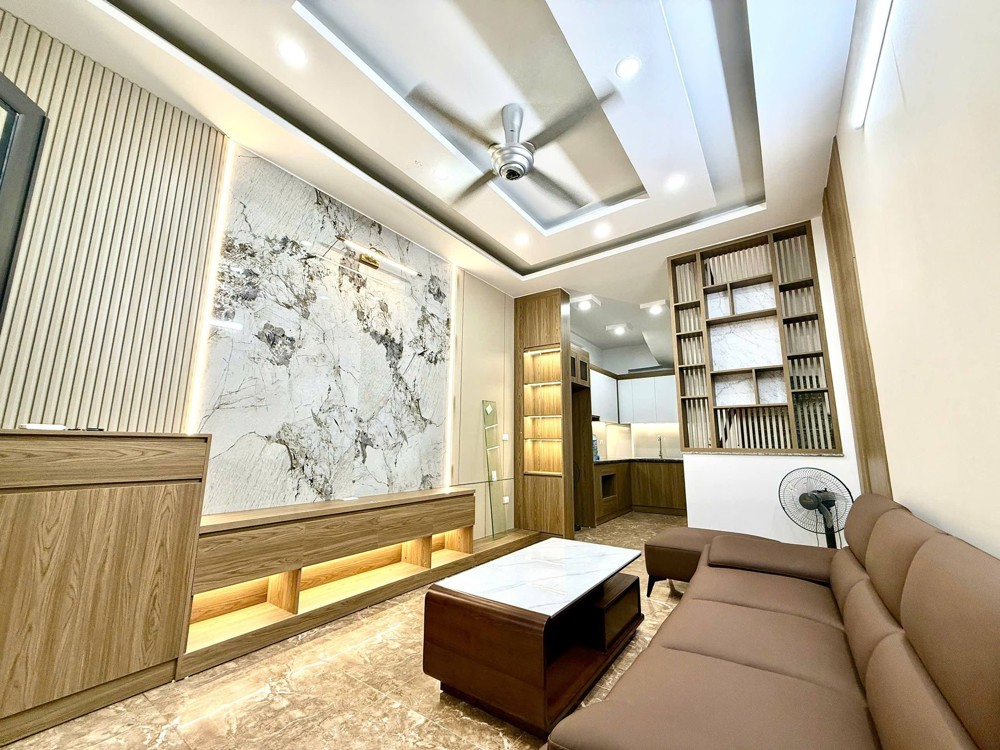 Siêu Phẩm Xuân La 38M 5T Giá 10 Tỷ Nhà Mới Lô Góc Gần Đường Ô Tô Tránh