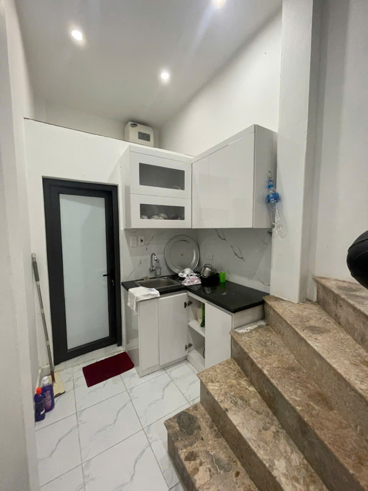 Cho Thuê Nguyên Căn Bạch Mai, 50M 3T, 3 Ngủ, Đủ Nội Thất 11Tr 0903258273