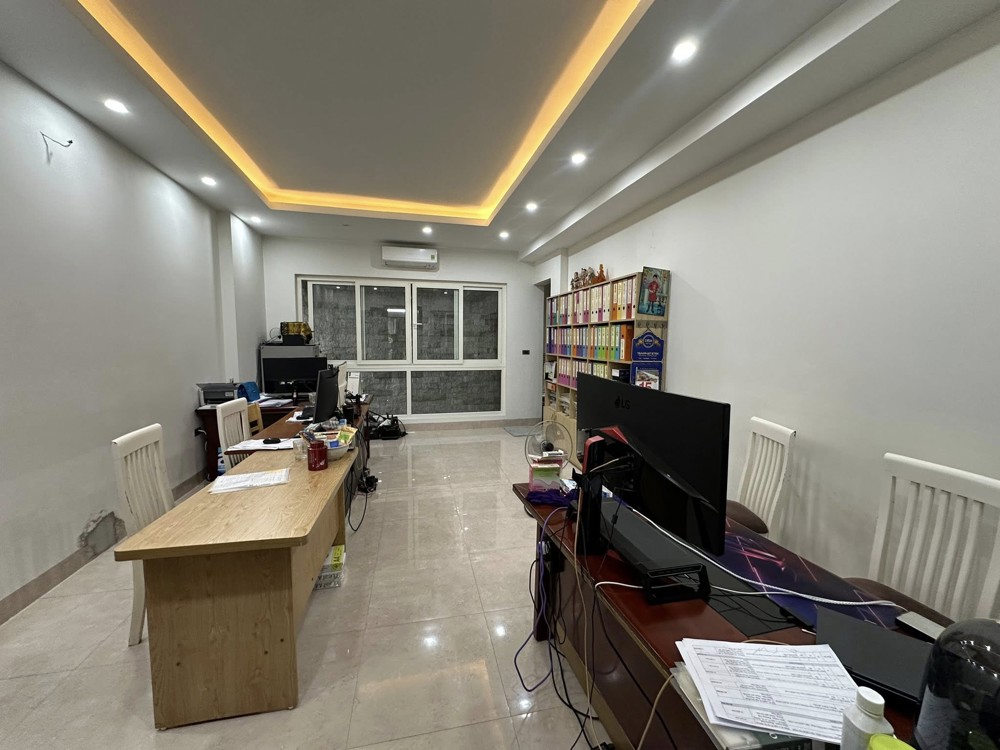 Cần Bán Nhà Khuất Duy Tiến, 6 Tầng Thang Máy, Phân Lô Vỉa Hè, Kinh Doanh, Văn Phòng, 31.X Tỷ