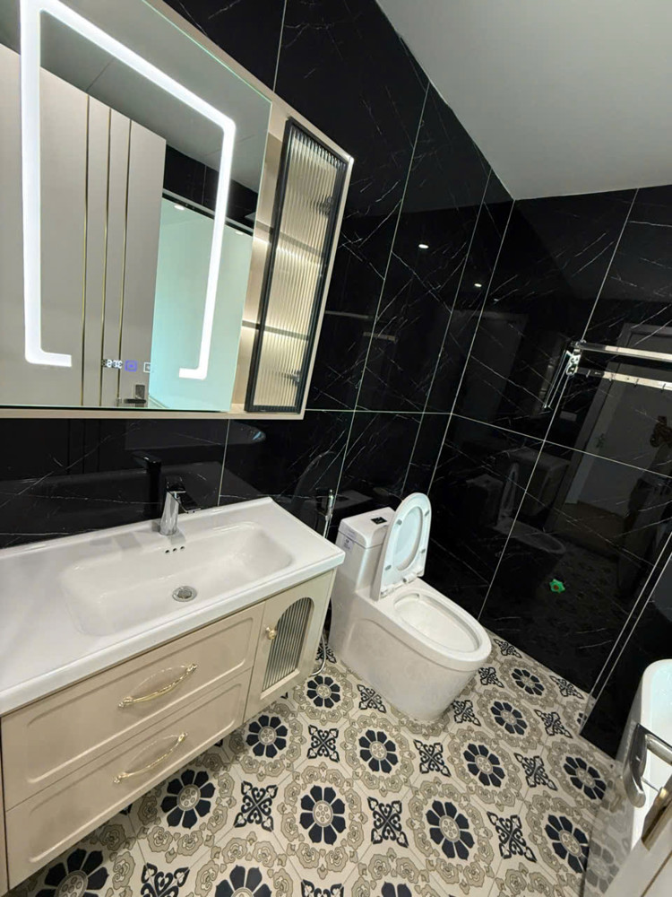 Nhà Phố Lô Góc Đẹp Long Biên – Thạch Bàn Chỉ 14,X Tỷ