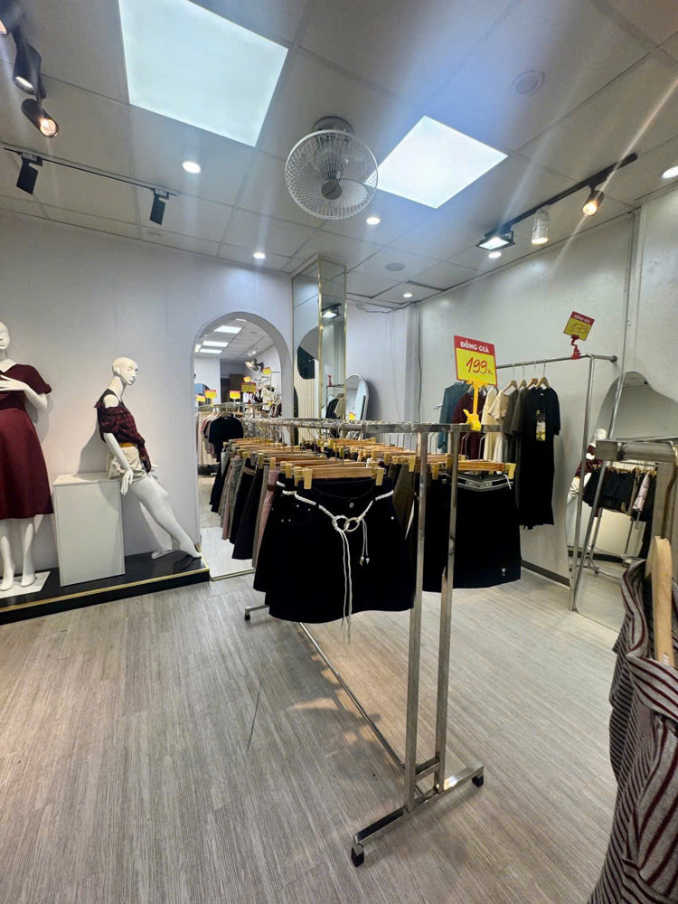 Sang Nhượng Shop Hoặc Cho Thuê Nhà Nguyên Căn - Vị Trí Đẹp Tại Hưng Yên
