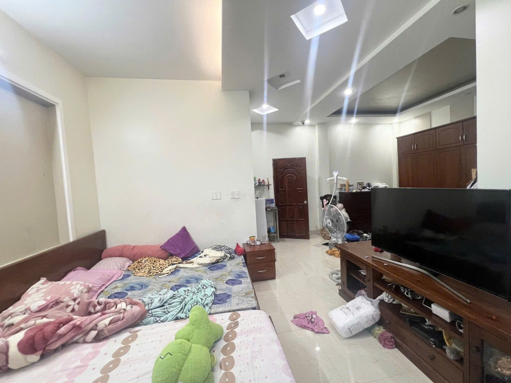 Bán Nhà Biệt Thự + Mặt Tiền Linh Đông - Ngay Phạm Văn Đồng, 7X35m, 3 Tầng - 6Pn, 34 Tỷ