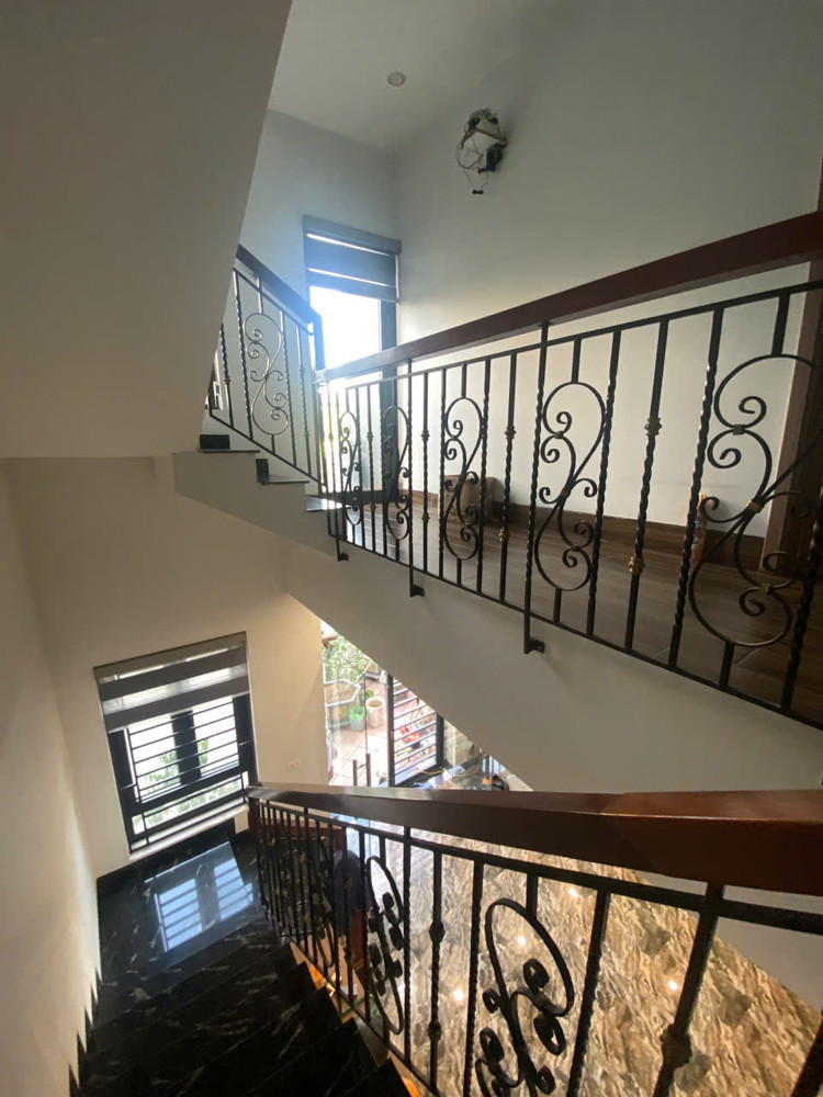 Chính Chủ Cho Thuê Phòng Khép Kín Ngọc Thụy – View Hồ Điều Hòa – Full Đồ
