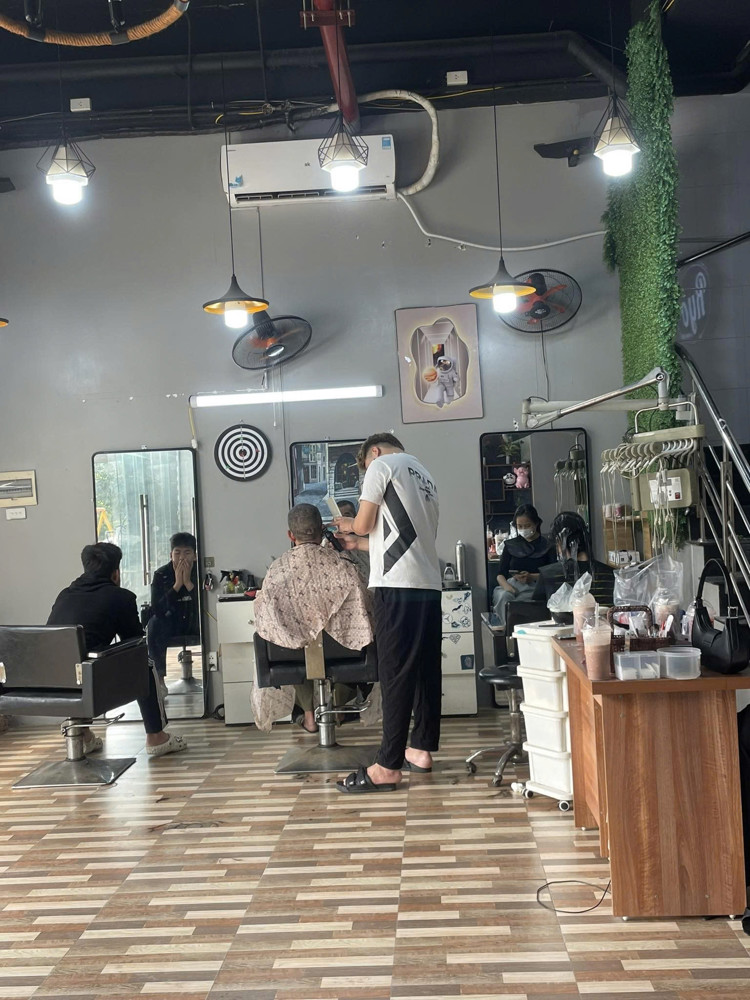 Sang Nhượng Nhanh Salon Tóc – Chung Cư Đồng Phát, Vĩnh Hưng, Hoàng Mai