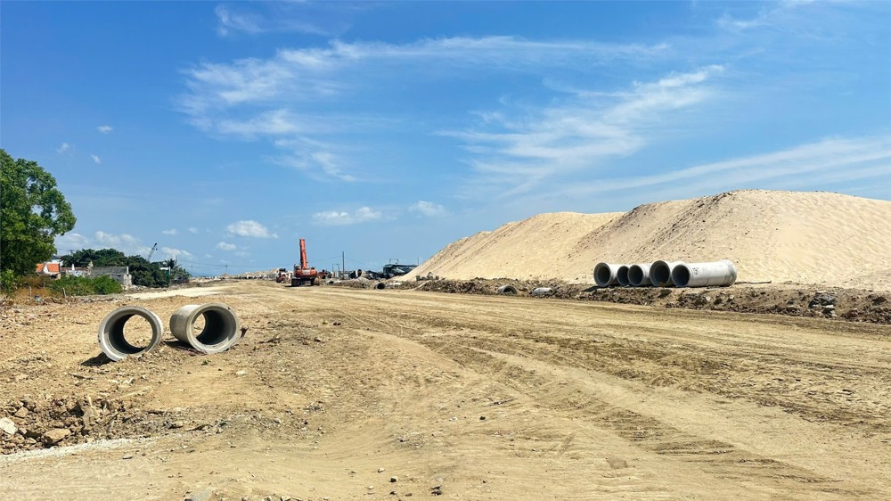 Đất Đẹp - Giá Tốt Chính Chủ Bán Lô Góc Mặt Biển 370M2 Xã Vạn Lương, Vạn Ninh Khánh Hoà