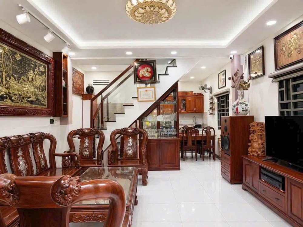 Nhà Lô Góc Phan Văn Hớn Sát Trường Chinh - Ngang Khủng 4.8M - Giá Chỉ 3 Tỷ