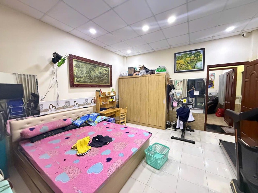Nhà Lô Góc Phan Văn Hớn Sát Trường Chinh - Ngang Khủng 4.8M - Giá Chỉ 3 Tỷ