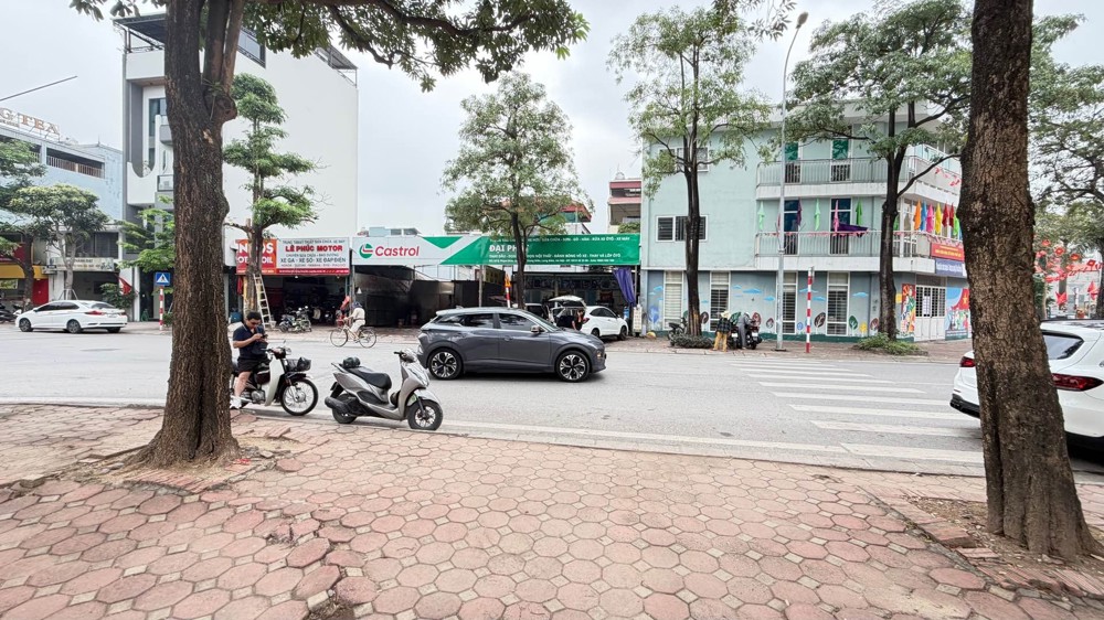 Bán Đất Mặt Phố Việt Hưng 86M2- Mt 7.5M- Vị Trí Vip- Nhỉnh 30 Tỷ