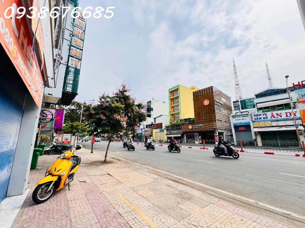 Hiếm - Bán Nhà 4 Tầng Mặt Tiền Nguyễn Văn Cừ, Quận 1- Dt 5.26M*22m- Nhà 2 Mặt Tiền Trước & Sau