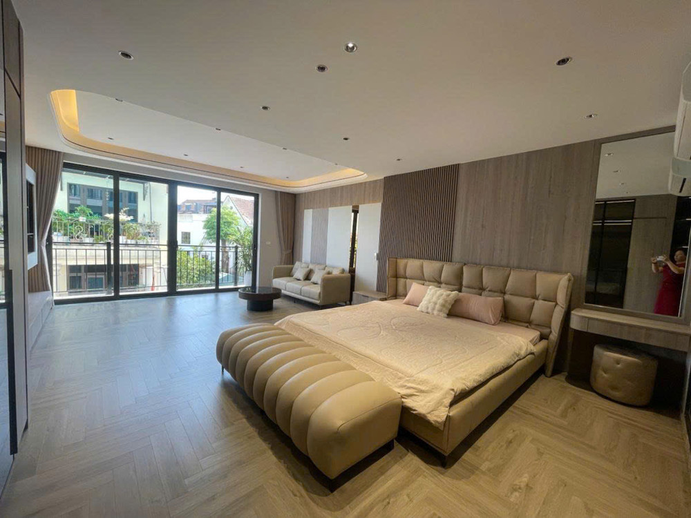 Bán Nhà Ngọc Thụy 51M 7 Tầng Mt7.2m Ô Tô Tránh Kinh Doanh Nhỉnh 17 Tỷ