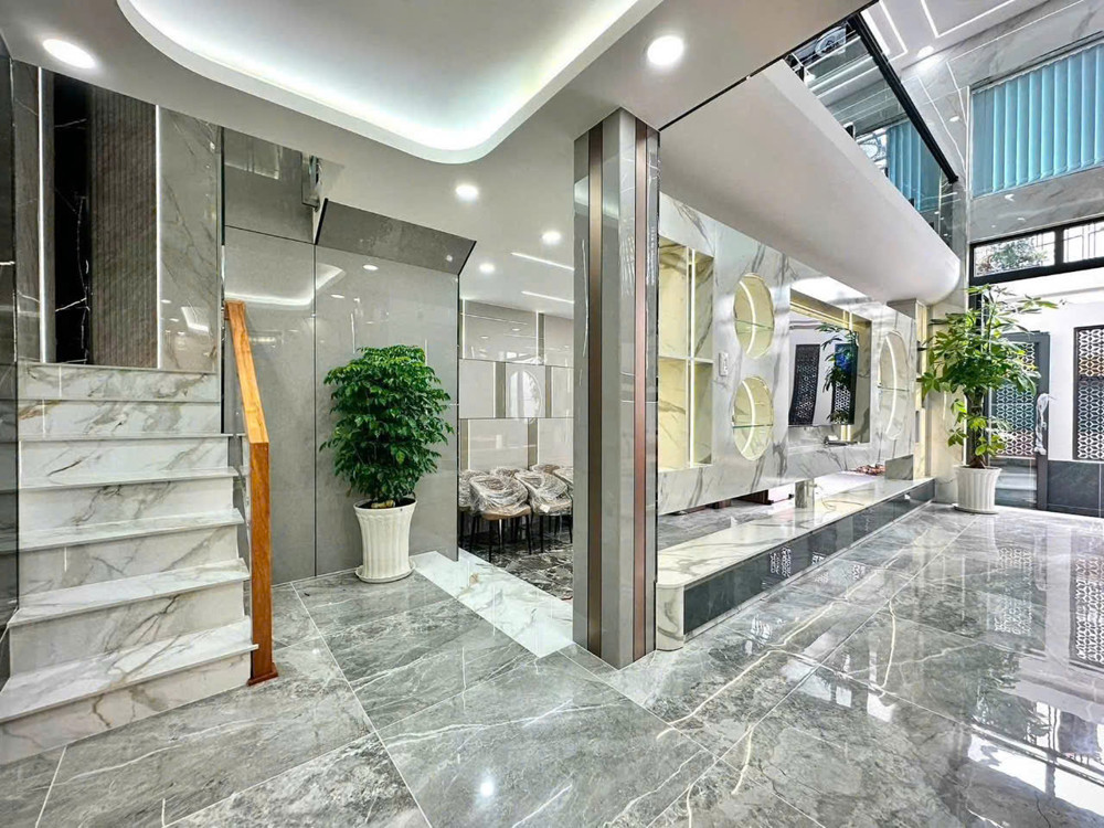 Biệt Thự Mini Có Thang Máy – Sát Mặt Tiền Trường Chinh, Giá Chỉ Hơn 9 Tỷ