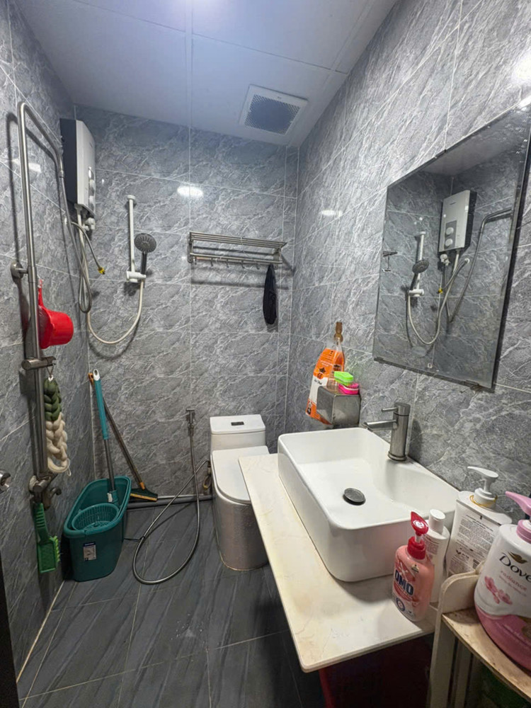 Chính Chủ Bán Căn Hộ 81M² – Cao Ốc An Lạc - Tầng Cao Nhất, Thoáng Mát, View Thành Phố