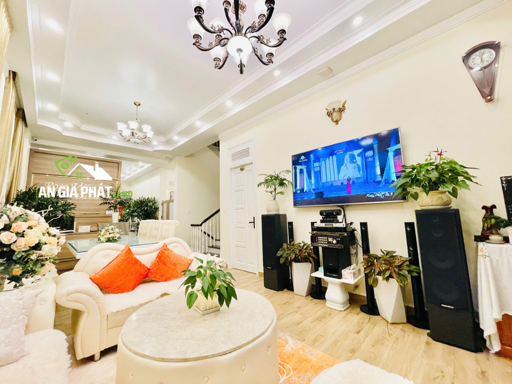 Bán Villa Sang Trọng Đường Nguyễn An Ninh – 11 Phòng Ngủ Cao Cấp – Sổ Riêng Hoàn Công