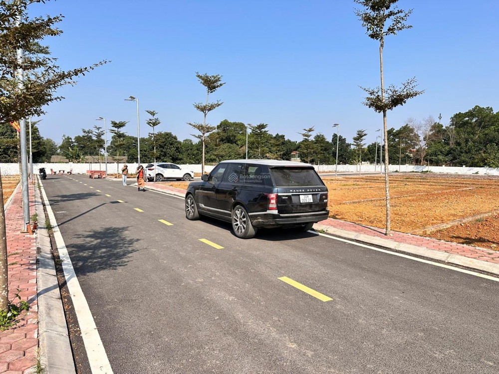 Giá Tốt. Chính Chủ Cần Bán Lô 100M2 - Cách Khu Cnc Đhqg 1Km - Cạnh Metro 05 - Ô Tô Tránh
